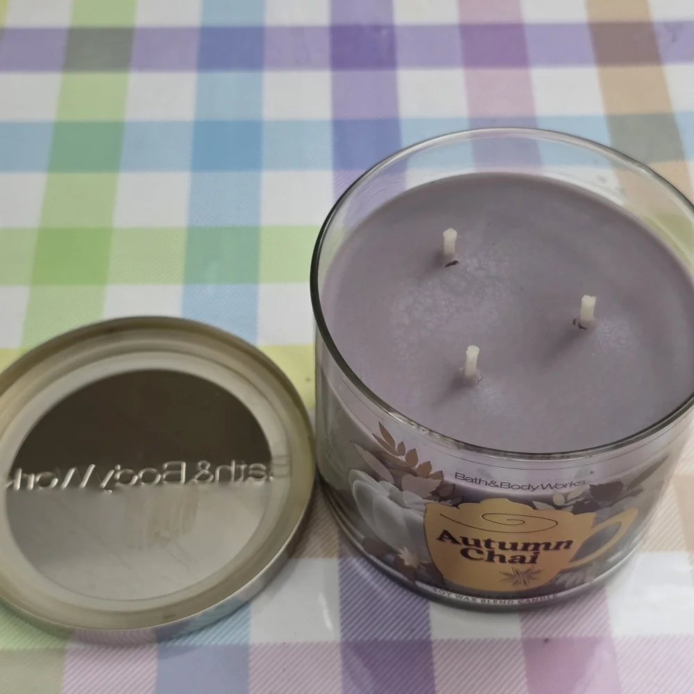 Bath & Body Works Autumn Chai Candle 3-Wick Candle NEW RARE / Safe Shipping